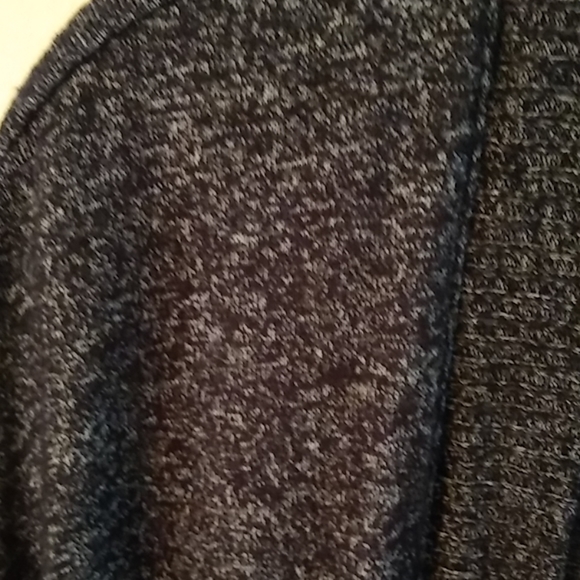 Cardigan - Picture 3 of 4